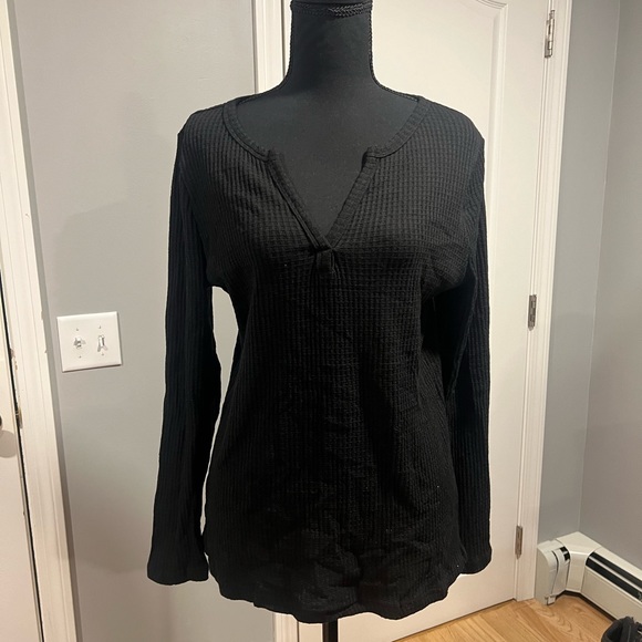 women’s long sleeve v neck t shirt - Picture 1 of 5